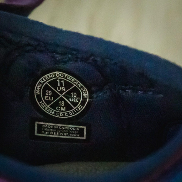 Keen Size 11 Newport H2 Rainbow Purple Outdoor Walking Water Shoes Sandals - Picture 7 of 7